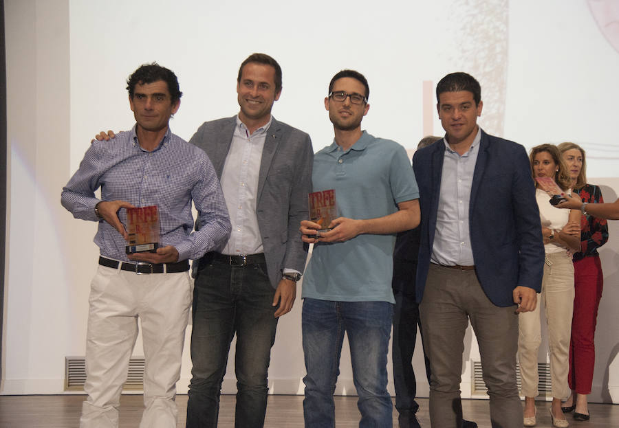 La Universidad premia al UMA Antequera y al Málaga femenino, entre otros, y recuerda a la figura de Carlos Serra