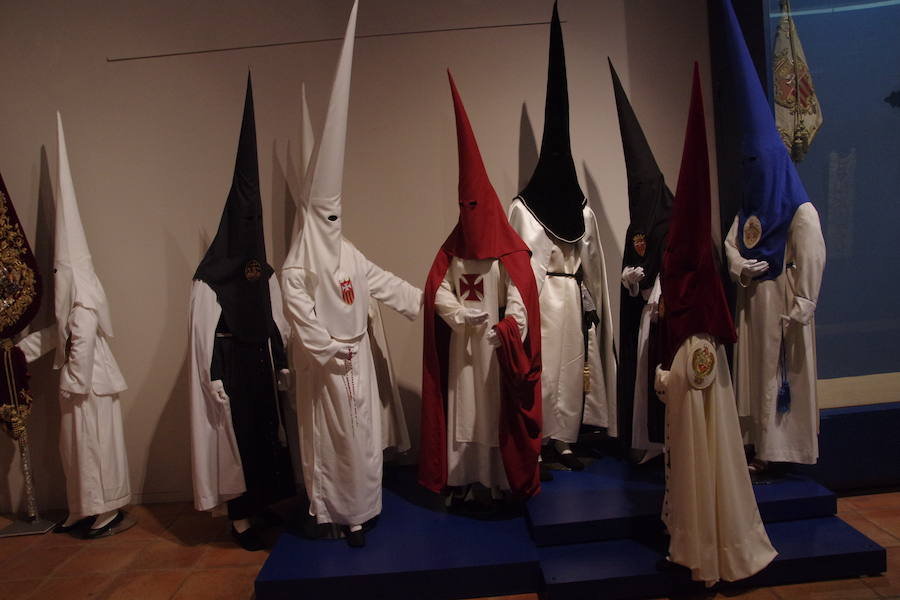 El Museo de la Semana Santa de Málaga 'Jesús Castellanos', ubicado en el antiguo hospital de San Julián, sede de la Agrupación de Cofradías, acoge esta exposición