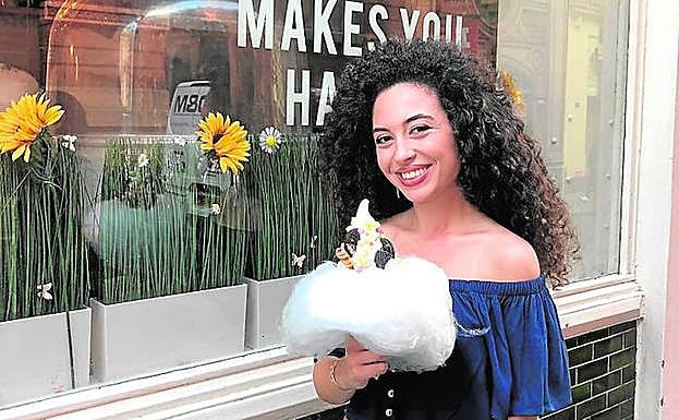 Marta disfruta de unas merecidas vacaciones en Londres. 