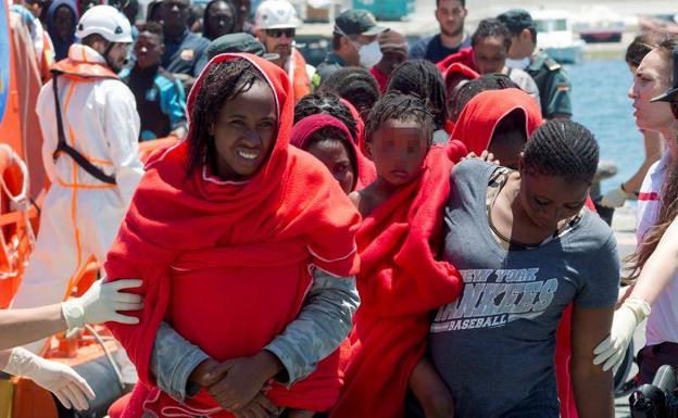 Migrantes rescatados llegan a Motril este fin de semana