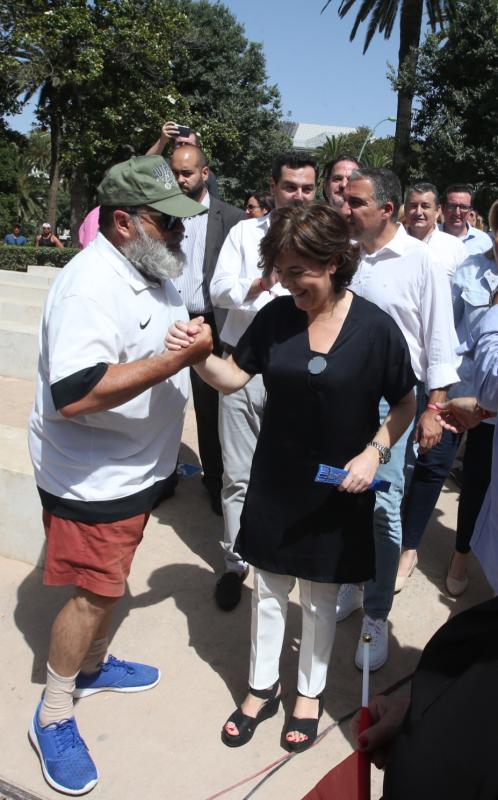 La aspirante a presidir a los populares abre en Málaga su campaña acompañada por los presidentes del partido en Málaga, Sevilla, Córdoba y Huelva y el líder andaluz, Juanma Moreno