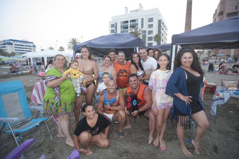 Imágenes de malagueños disfrutando de la llegada del verano en La Misericordia