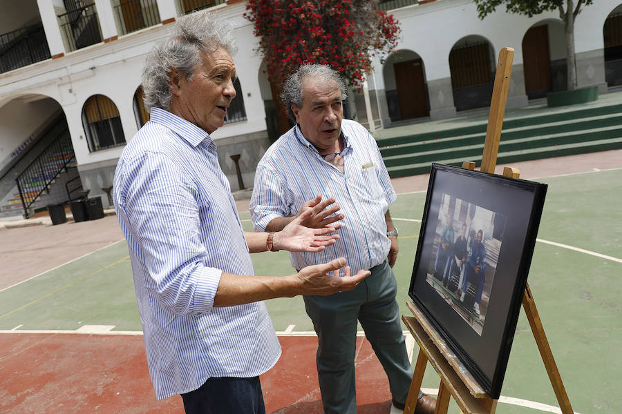 Aficionados,técnicos, directivos y jugadores se reunieron en el colegio de calle La Victoria para celebrar la efeméride