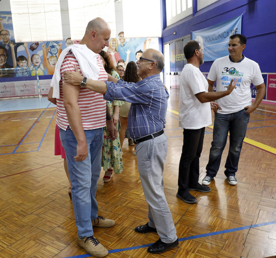 Aficionados,técnicos, directivos y jugadores se reunieron en el colegio de calle La Victoria para celebrar la efeméride