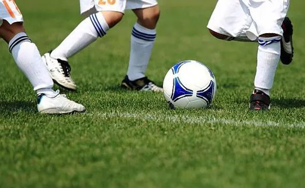 Plan para arreglar 27 pistas deportivas y 24 campos de fútbol en la capital