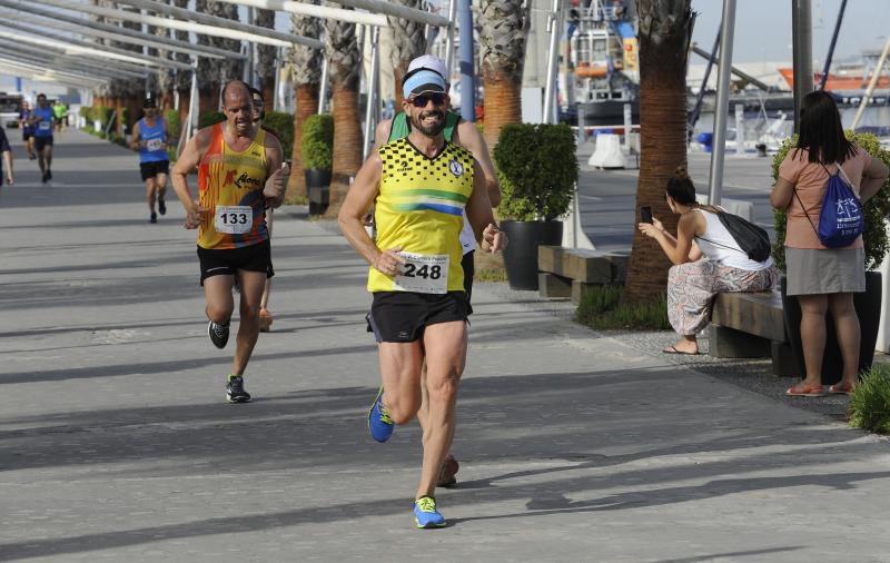 Bajo el lema 'Corre, anda, por un turno de oficio digno', más de 400 personas han participado este sábado 7 de julio en la carrera popular