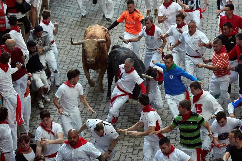 Los astados de la ganadería gaditana protagonizan un encierro veloz y limpio