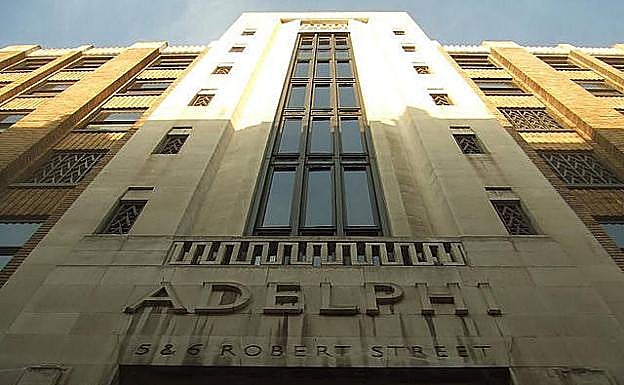 Amancio Ortega ha apostado por colocar sus millonarias ganancias en el sector inmobiliario.