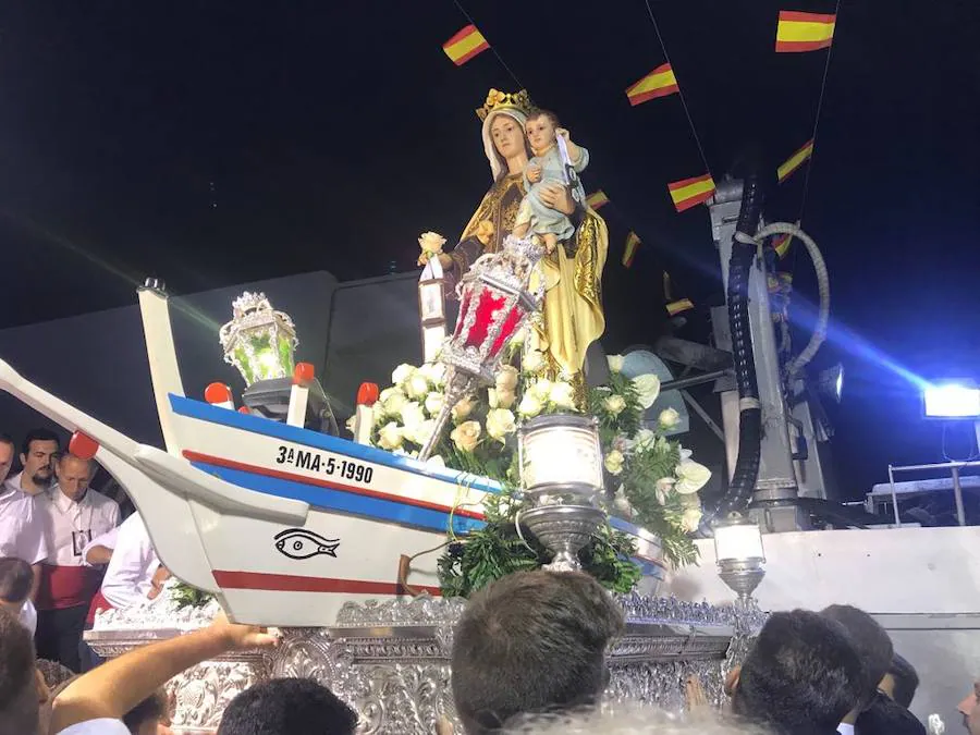 La Virgen, en La Caleta de Vélez. 