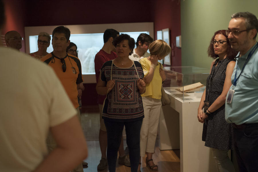 La Casa Natal, el Centre Pompidou Málaga y la Colección del Museo Ruso ofrecieron, con la entrada gratuita, diversas actividades entre las ocho de la tarde y la medianoche y diez grados menos que en la calle dentro de la iniciativa 'Noche en el Museo'.