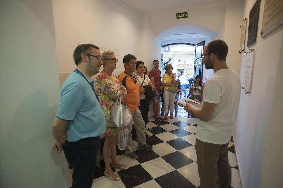 La Casa Natal, el Centre Pompidou Málaga y la Colección del Museo Ruso ofrecieron, con la entrada gratuita, diversas actividades entre las ocho de la tarde y la medianoche y diez grados menos que en la calle dentro de la iniciativa 'Noche en el Museo'.