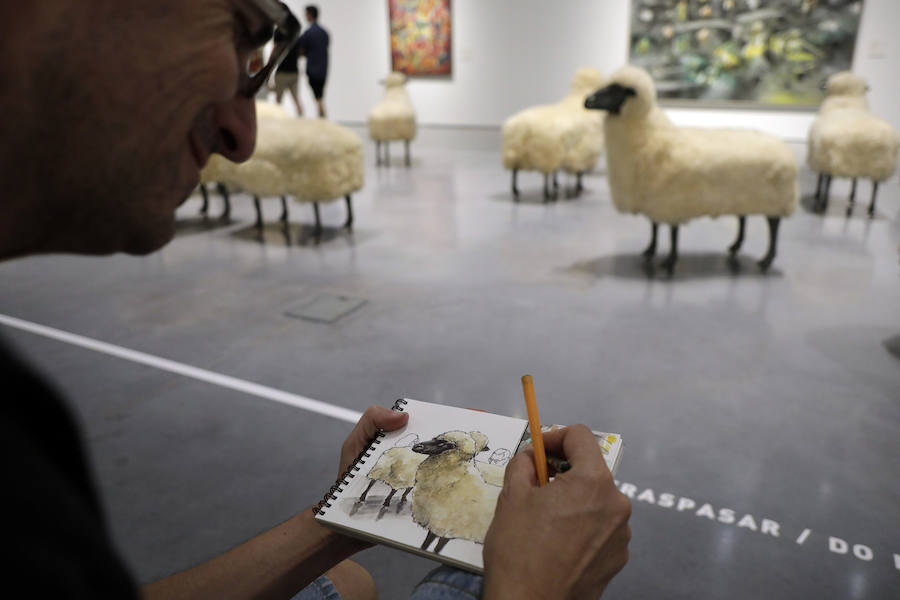 La Casa Natal, el Centre Pompidou Málaga y la Colección del Museo Ruso ofrecieron, con la entrada gratuita, diversas actividades entre las ocho de la tarde y la medianoche y diez grados menos que en la calle dentro de la iniciativa 'Noche en el Museo'.