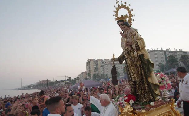 La Virgen del Carmen en las playas de Huelin.