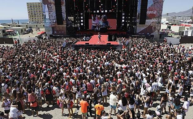 Imagen principal - El Coca-Cola Music Experience llena Sacaba de música