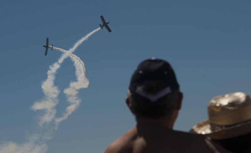 Torre del Mar acoge este festival aéreo internacional con 40 aeronaves de cuatro países diferentes 