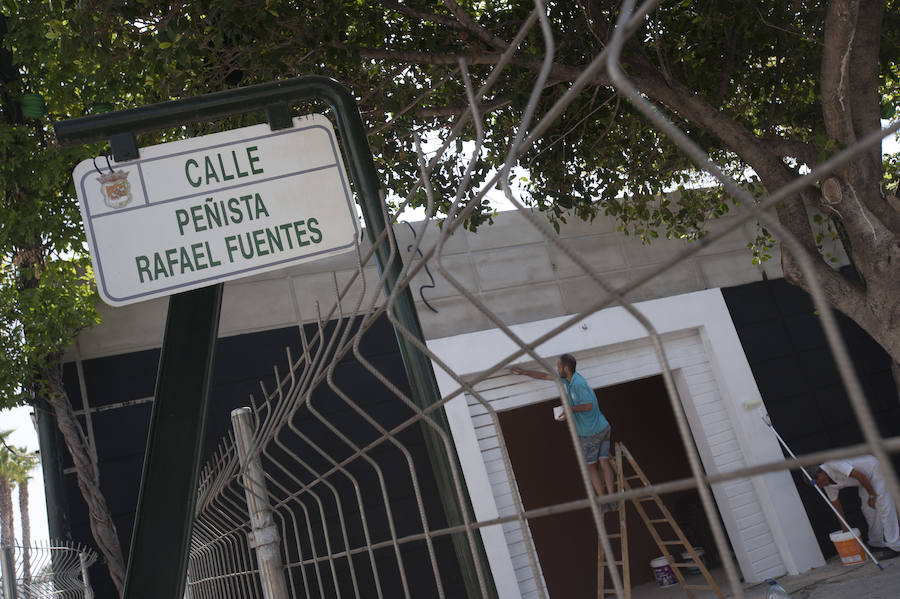 Cuenta atrás para la Feria de Málaga 2018 y en el Real del Cortijo de Torres se trabaja para que todo esté a punto.