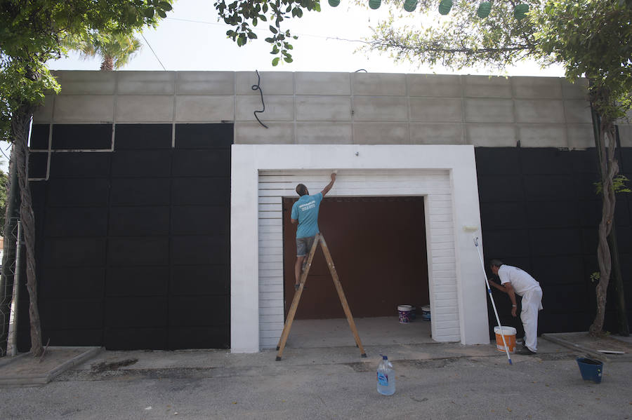 Cuenta atrás para la Feria de Málaga 2018 y en el Real del Cortijo de Torres se trabaja para que todo esté a punto.