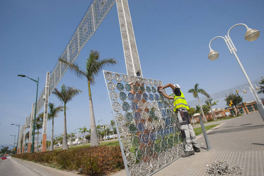 Cuenta atrás para la Feria de Málaga 2018 y en el Real del Cortijo de Torres se trabaja para que todo esté a punto.