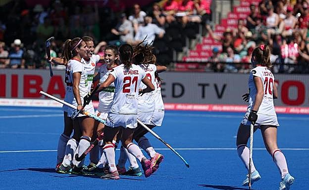 Las jugadoras españolas celebran uno de sus goles ante Australia. 