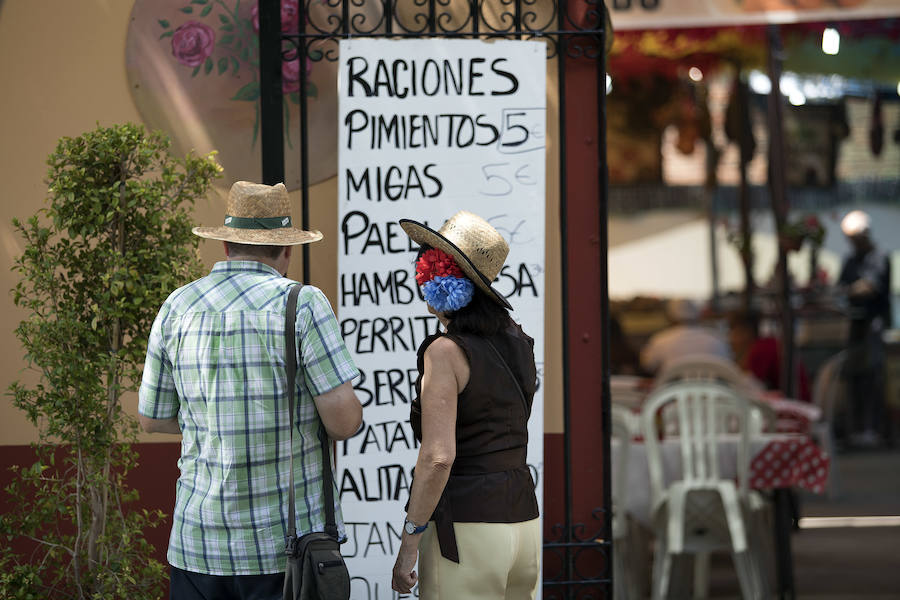 Fotos: Las mejores imágenes del primer domingo de la Feria de Málaga 2018