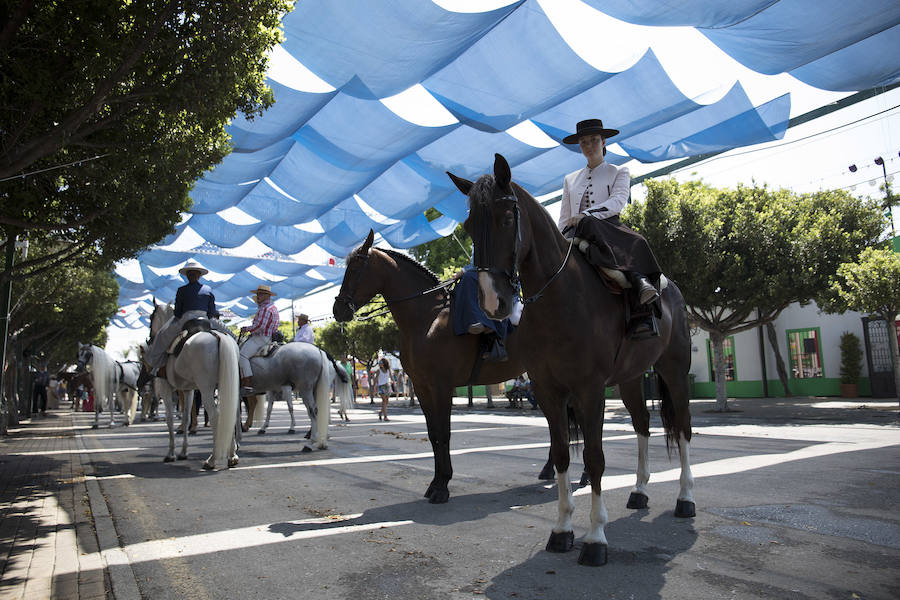 Fotos: Las mejores imágenes del primer domingo de la Feria de Málaga 2018