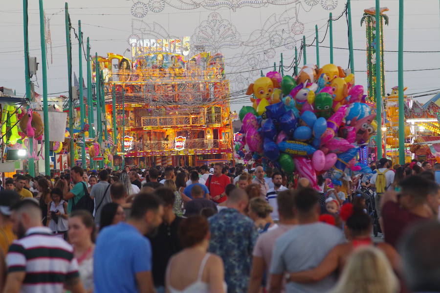 Fotos: Las mejores imágenes del primer domingo de la Feria de Málaga 2018