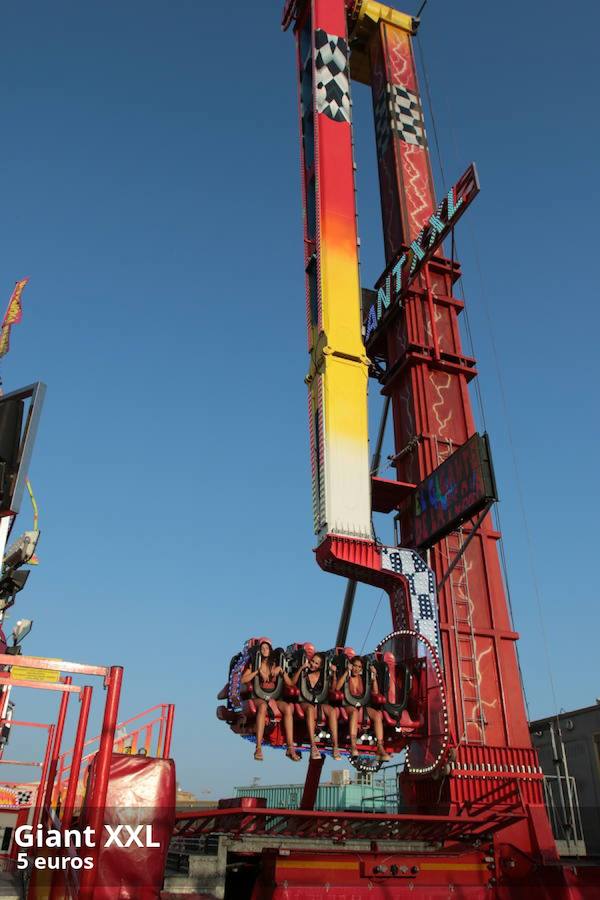 Toma nota de los precios de los cacharritos de la Feria de Málaga 2018