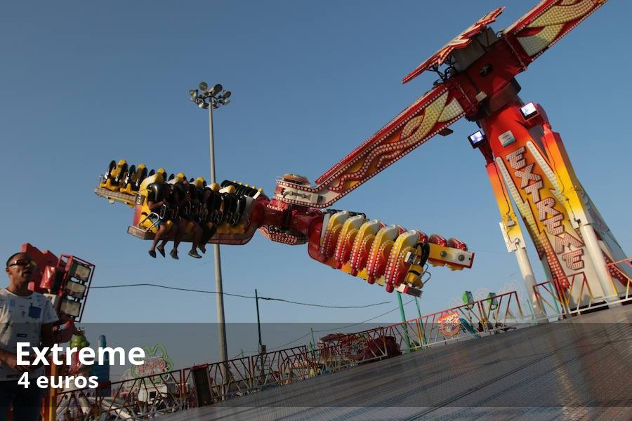 Toma nota de los precios de los cacharritos de la Feria de Málaga 2018