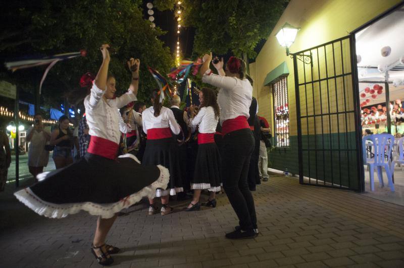 Las mejores imágenes de la tercera jornada de fiesta en la capital: la noche, en el Cortijo de Torres