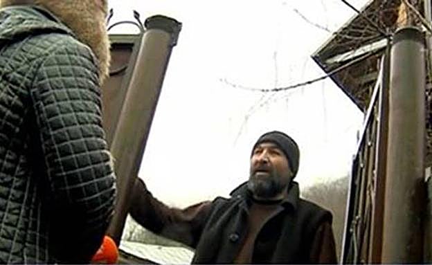 Amirán Devnozashvili en una entrevista