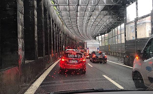 Atasco captado por Pedro Barthe en Génova. 