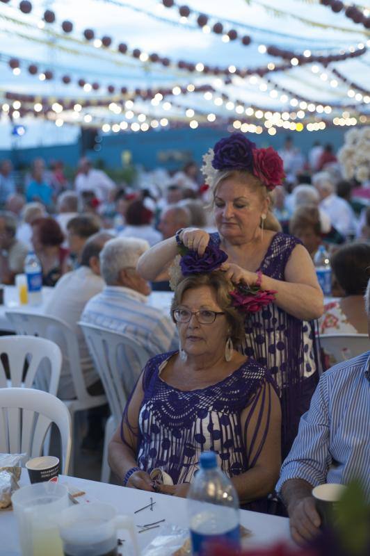 Ambiente en el Cortijo de Torres en la jornada del viernes.