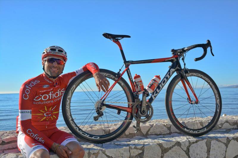 El diclisma marebellí del equipo Cofidis, Luis Ángel Maté, afronta una Vuelta a España muy especial, para la que se ha preparado a conciencia, apartando incluso su participación en el Tour de Francia 2018. Quiere ser profeta en su tierra y disfrutar de las cuatro etapas (las primeras de la carrera) que se van a celebrar en la provincia de Málaga desde el próximo 25 de agosto.