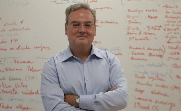 «La economía digital se basa en la venta de datos, es como tener a cien personas en la nuca mirando lo que hacemos»