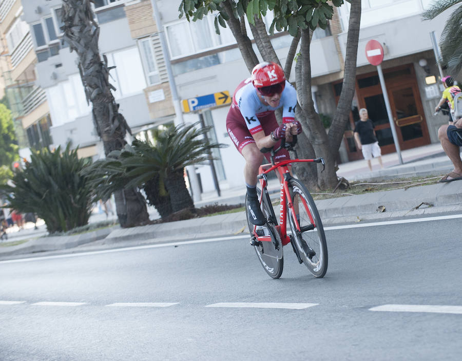 Málaga es protagonista en la Vuelta Ciclista España 2018. La etapa inicial y hasta otras tres tocan tierras malagueñas en una edición en la que hasta la canción oficial es de una malagueña. Aquí recogemos las mejores imágenes del paso por Málaga