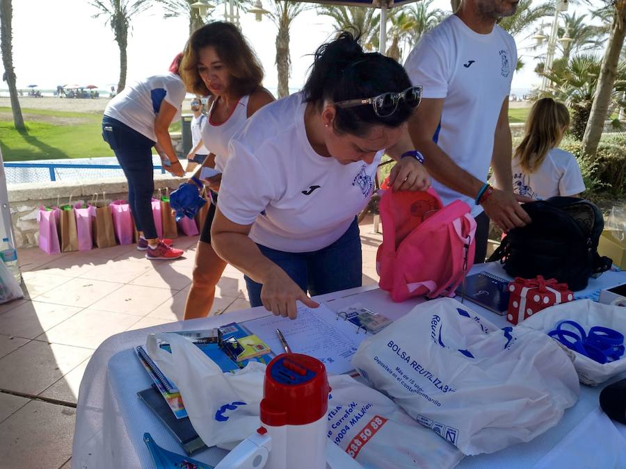 La 'II Gran Recogida de Material Escolar' ha tenido lugar en la playa de la Misericordia y ha estado organizada por la asociación 'Zapas Solidarias'