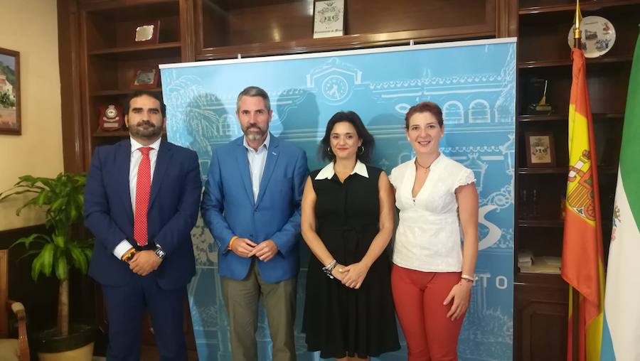 Manuel Cardeña, Juan Carlos Maldonado, Margarita del Cid y Mari Carmen Carmona, ayer. 