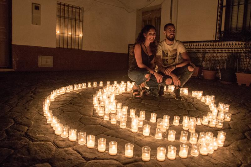 Velas, zocos o talleres dan vida al encuentro, que este viernes recibió a Niña Pastori y que el domingo echa el cierre con Triana