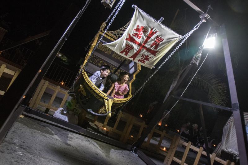 Velas, zocos o talleres dan vida al encuentro, que este viernes recibió a Niña Pastori y que el domingo echa el cierre con Triana