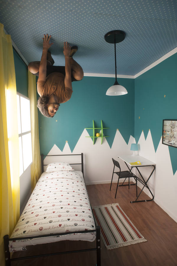 El Museo de la Imaginación se instala en el Soho de Málaga y se hace un hueco en la oferta cultural de la capital con una exhibición que mezcla ciencia y ilusionismo con un sentido lúdico