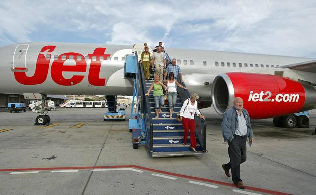 Jet2.com y el touroperador Jet2holidays ofrecen 125 empleos en la Costa del Sol