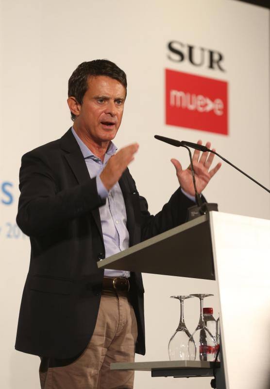 El desayuno-coloquio en colaboración con la Fundación Cajasol se celebró en el Hotel Barceló