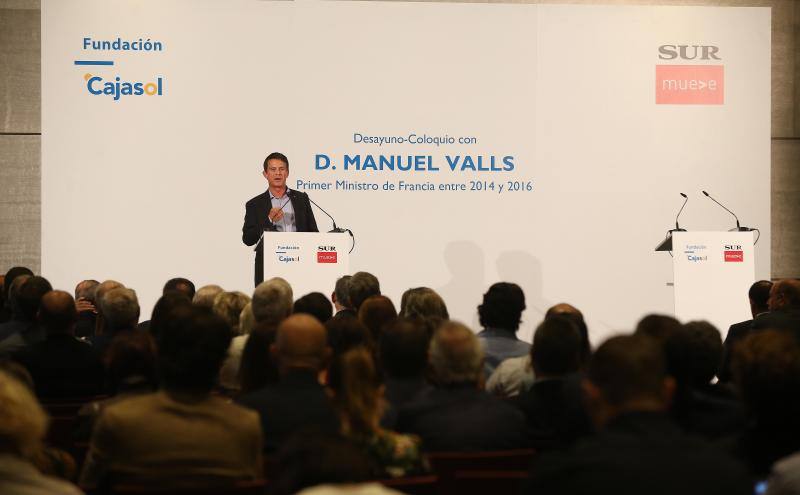 El desayuno-coloquio en colaboración con la Fundación Cajasol se celebró en el Hotel Barceló