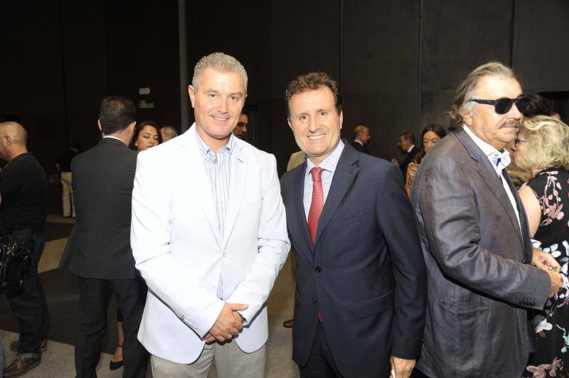 El desayuno-coloquio en colaboración con la Fundación Cajasol se celebró en el Hotel Barceló