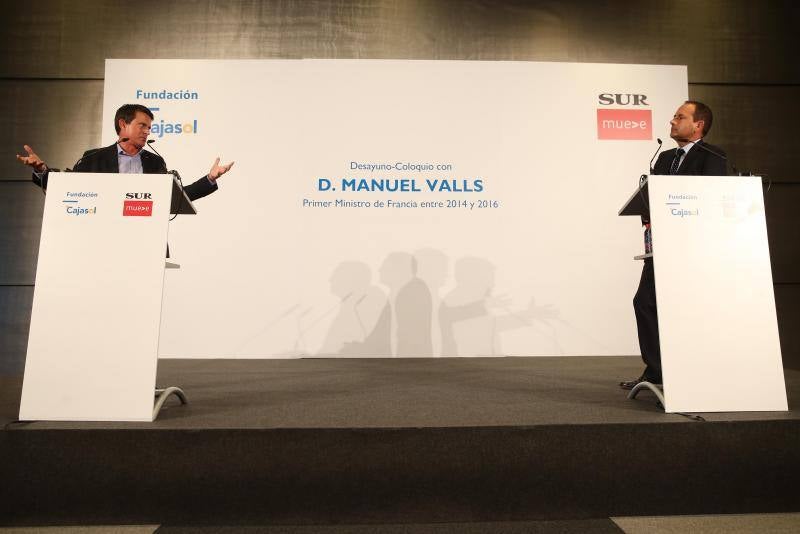 El desayuno-coloquio en colaboración con la Fundación Cajasol se celebró en el Hotel Barceló