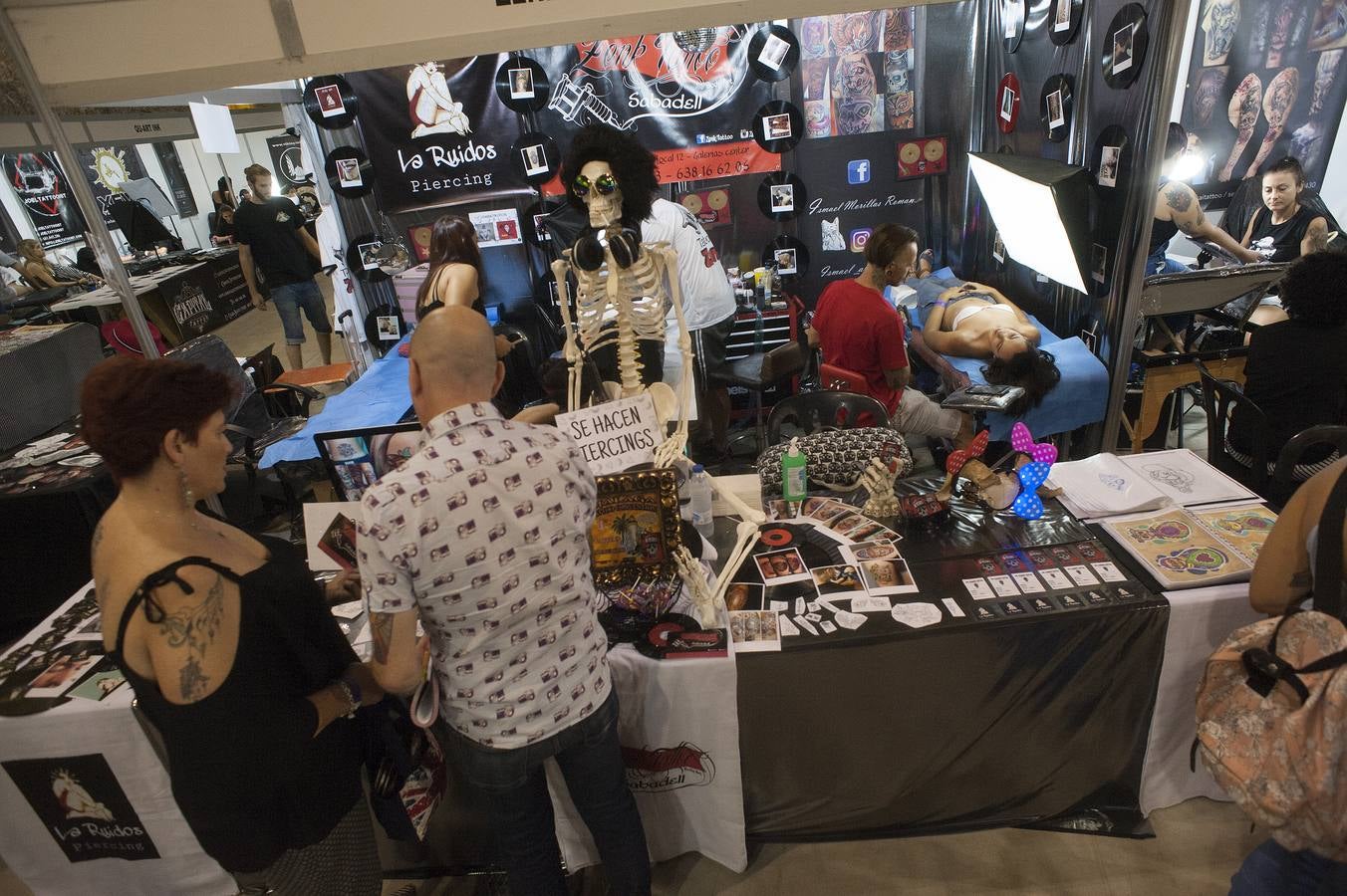 Todo por y para los tatuajes. Málaga celebra la quinta edición de este evento dedicado a este mundo, que acoge novedades y tendencias del sector y un gran número de oportunidedes de llevarse una nueva obra de profesional tatuador. 