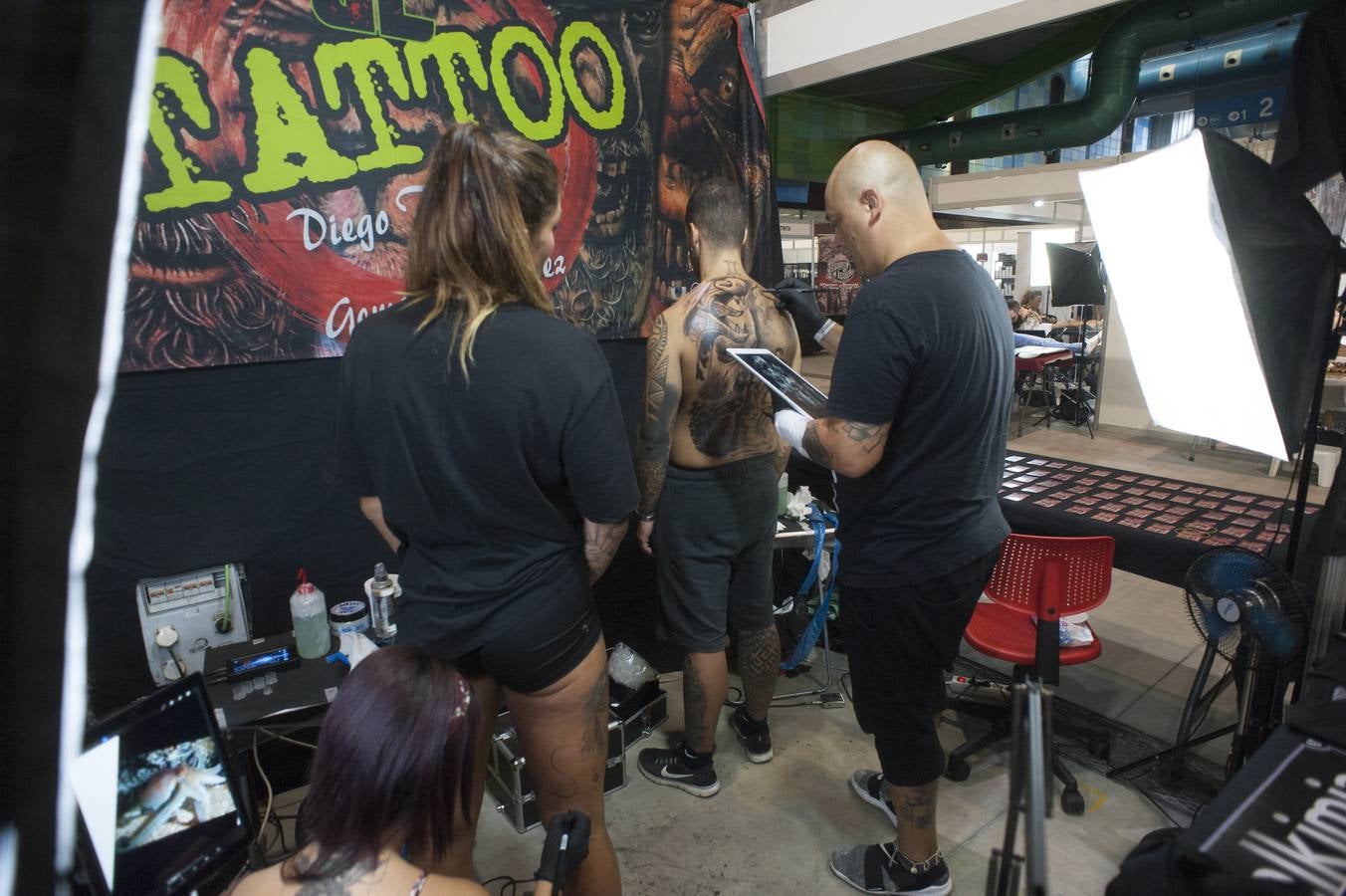 Todo por y para los tatuajes. Málaga celebra la quinta edición de este evento dedicado a este mundo, que acoge novedades y tendencias del sector y un gran número de oportunidedes de llevarse una nueva obra de profesional tatuador. 