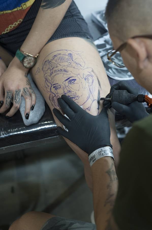 Todo por y para los tatuajes. Málaga celebra la quinta edición de este evento dedicado a este mundo, que acoge novedades y tendencias del sector y un gran número de oportunidedes de llevarse una nueva obra de profesional tatuador. 