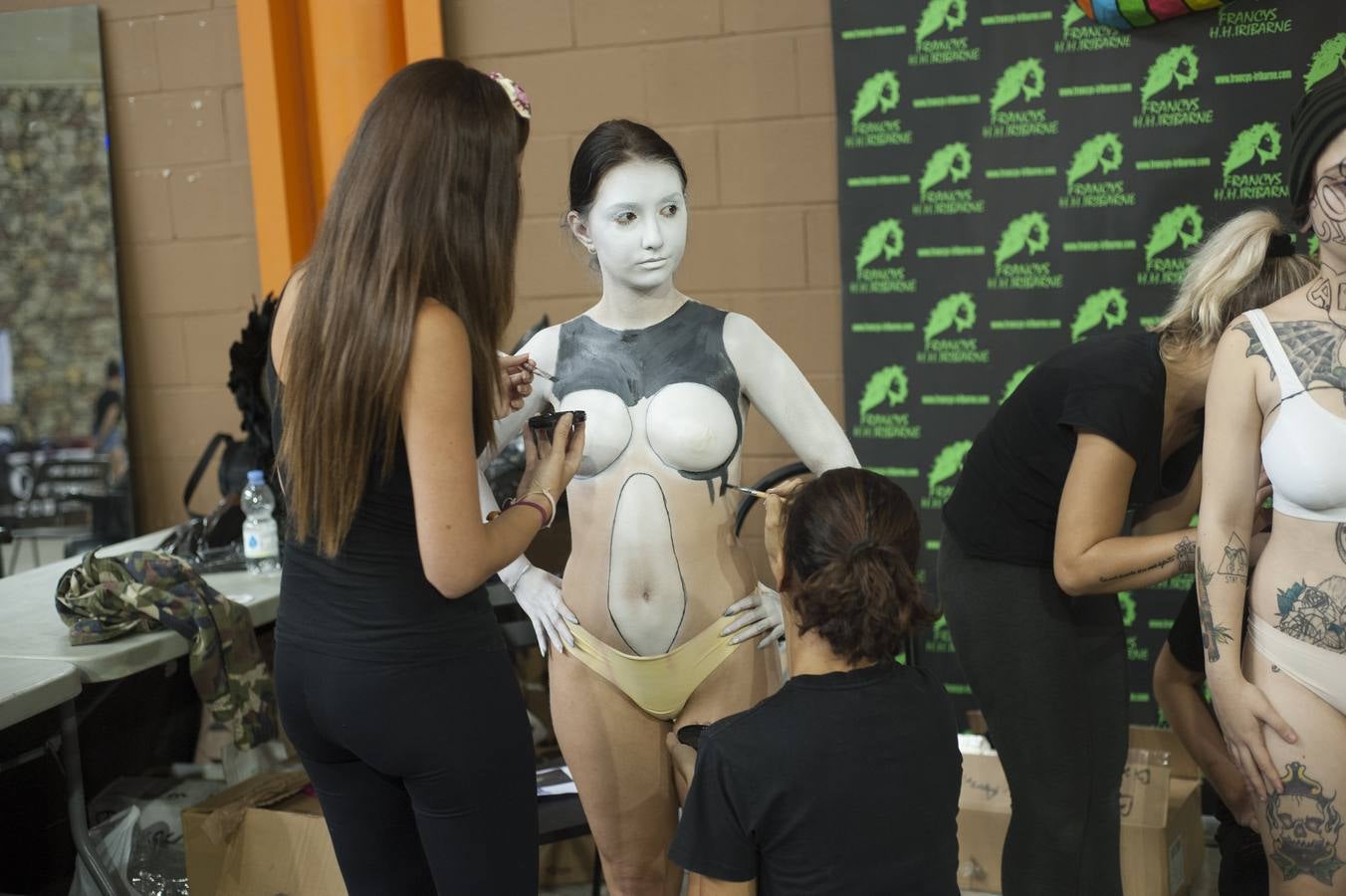 Todo por y para los tatuajes. Málaga celebra la quinta edición de este evento dedicado a este mundo, que acoge novedades y tendencias del sector y un gran número de oportunidedes de llevarse una nueva obra de profesional tatuador. 