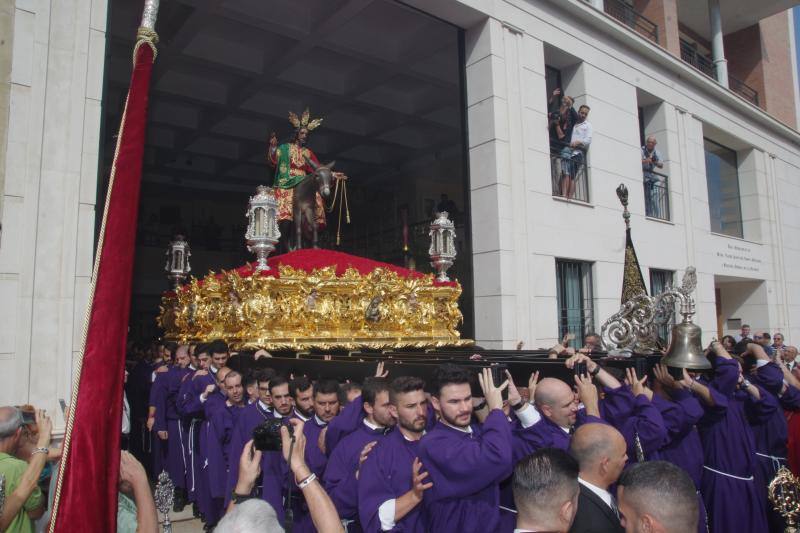 El aplazamiento de la salida a la mañana del domingo por el riesgo de lluvia el sábado no ha restado público a la cita